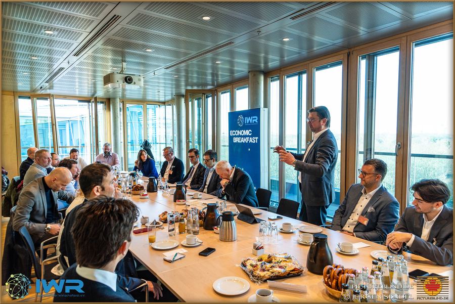 IWR Economic Breakfast – Vortrag und Diskussion an der Tafel, März 2026